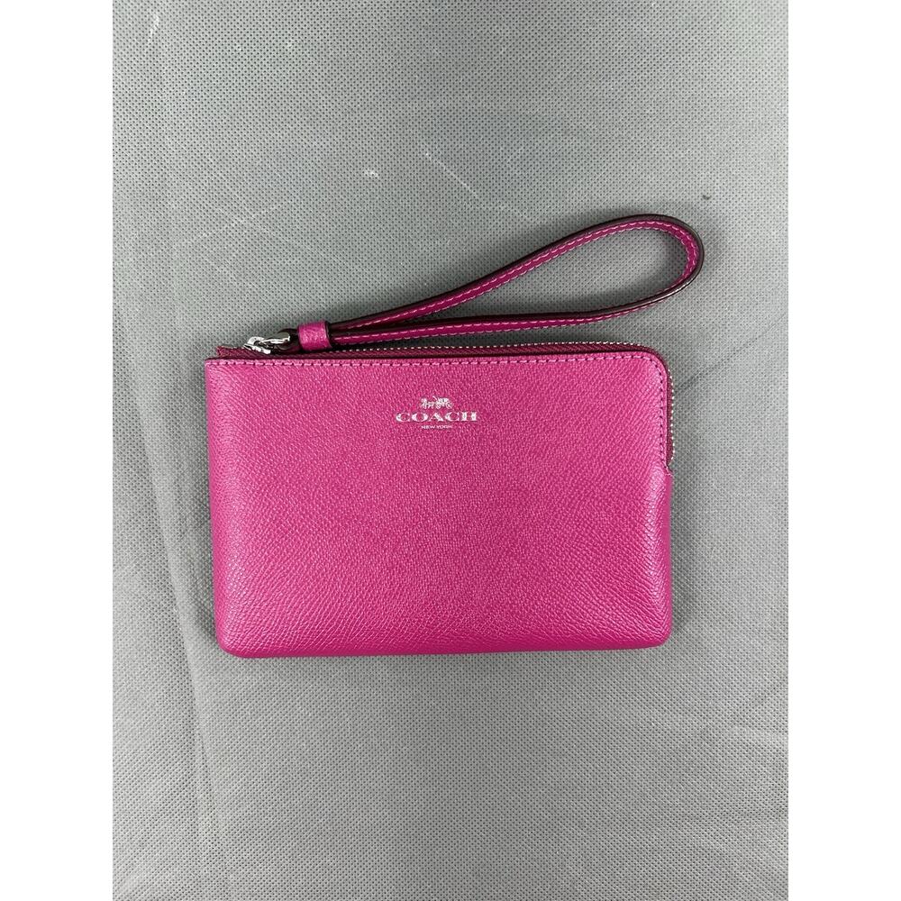 COACH Small Hot Pink Clutch/Purse Wristlet F58032